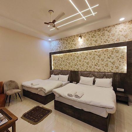 Hotel Mangal Murti Βαρανάσι Εξωτερικό φωτογραφία