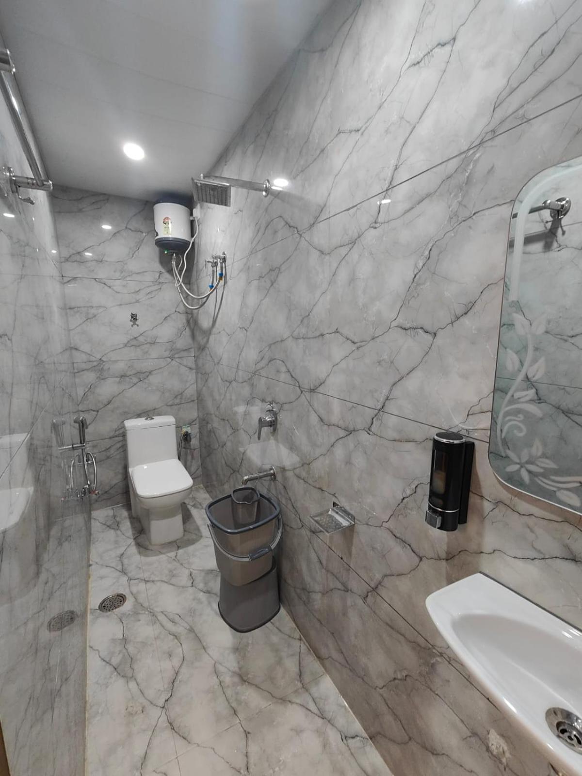 Hotel Mangal Murti Βαρανάσι Εξωτερικό φωτογραφία
