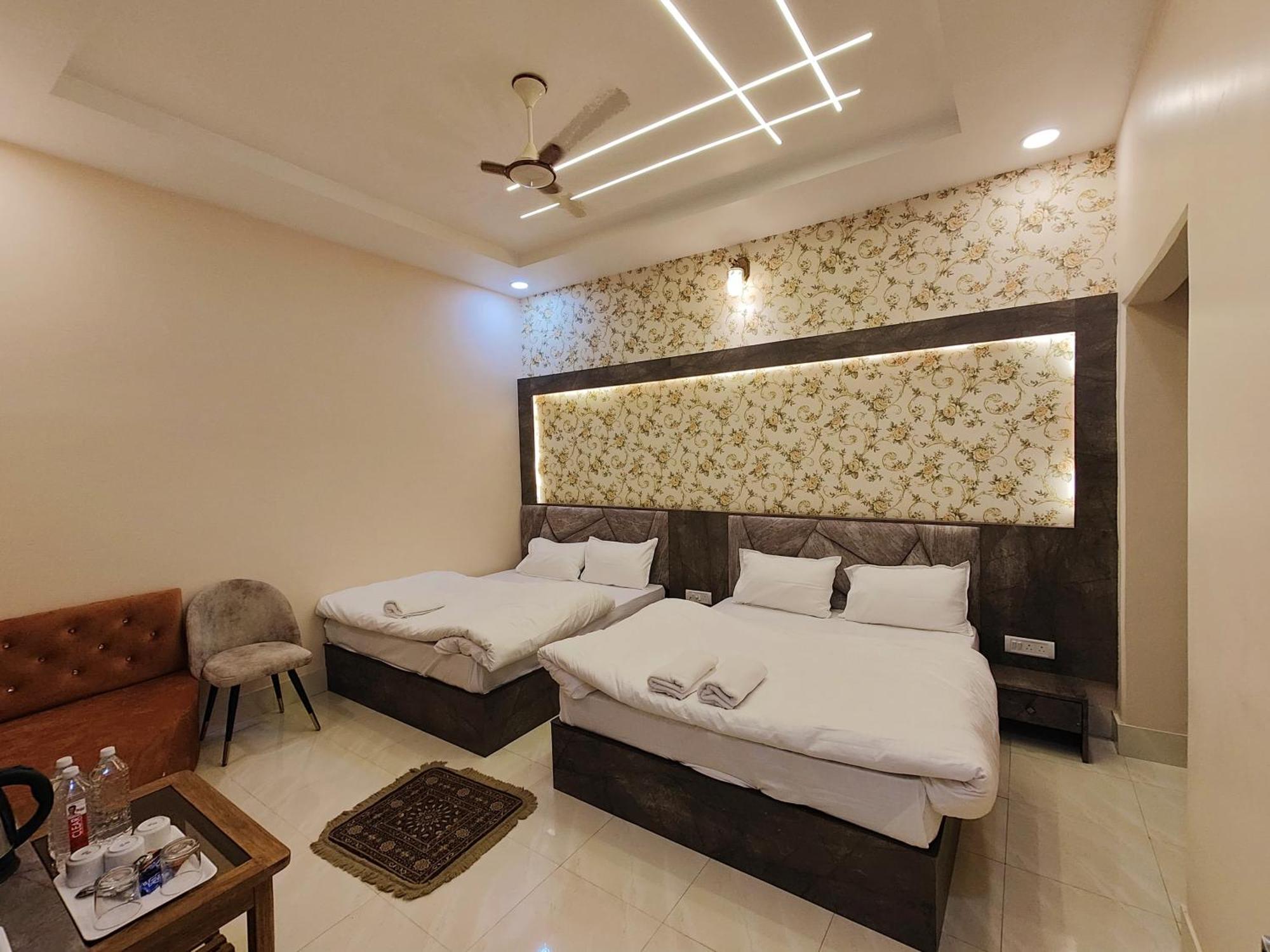 Hotel Mangal Murti Βαρανάσι Εξωτερικό φωτογραφία